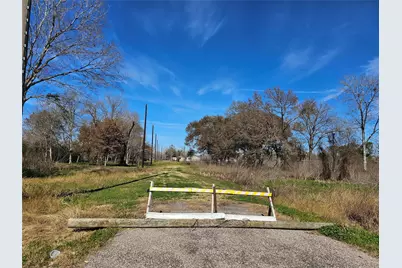 0 N Pine Street, Arcola, TX 77583 - Photo 2