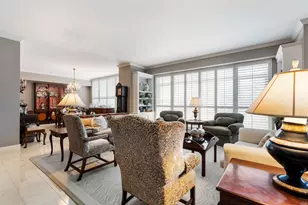 1100 Uptown Park Blvd, Houston, TX 77056 - Photo 6