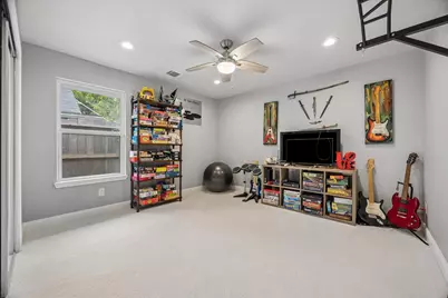 1310 Elliston Street, Houston, TX 77023 - Photo 22