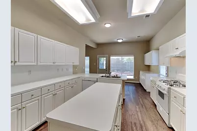 13143 Mills River Street, Houston, TX 77070 - Photo 2