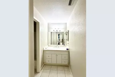 8801 Hammerly Boulevard #1505, Houston, TX 77080 - Photo 10
