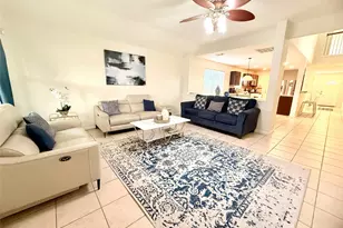 4615 Pin Oak Creek Ln, Houston, TX 77345 - Photo 10