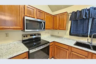 8731 Croteau Drive, Houston, TX 77044 - Photo 12