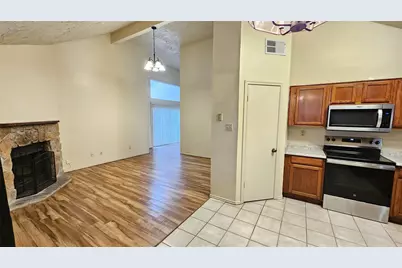8731 Croteau Drive, Houston, TX 77044 - Photo 4
