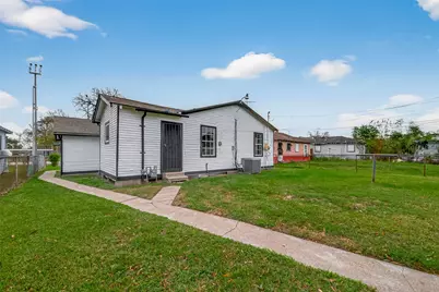 1014 Henke Street, Houston, TX 77020 - Photo 32