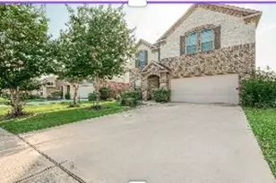 223 Sintra Lk Wy, Rosenberg, TX 77469 - Photo 2