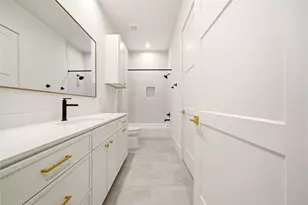 827 W 16th St, Houston, TX 77008 - Photo 26