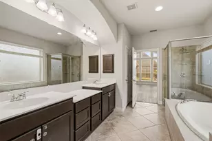 2915 Oakmist Ridge Ln, Pearland, TX 77584 - Photo 20