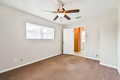 803 Greenbriar Avenue, Friendswood, TX 77546 - Photo 26