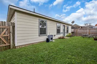 9327 Delicado Dr, Humble, TX 77396 - Photo 8