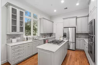 521 Lovett Boulevard, Houston, TX 77006 - Photo 12