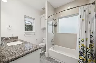 3615 Durness Way, Houston, TX 77025 - Photo 32