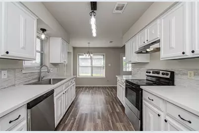 14854 Shottery Drive, Houston, TX 77015 - Photo 10