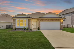 223 Shoreview Dr, Conroe, TX 77303 - Photo 1
