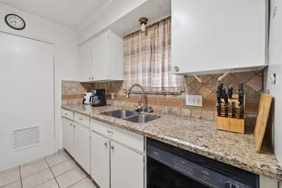 3834 Willow Springs Lane, Houston, TX 77080 - Photo 24