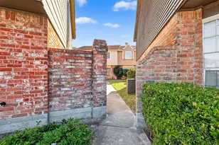 3834 Willow Springs Ln, Houston, TX 77080 - Photo 6