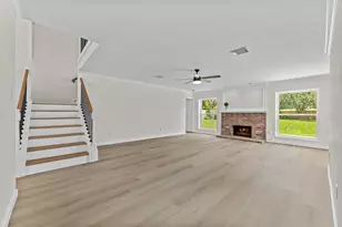 4519 Warwick Dr, Sugar Land, TX 77479 - Photo 16