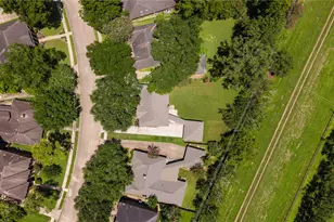 4519 Warwick Dr, Sugar Land, TX 77479 - Photo 42