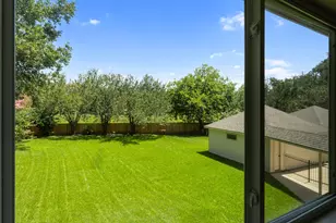 4519 Warwick Dr, Sugar Land, TX 77479 - Photo 30