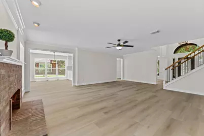 4519 Warwick Drive, Sugar Land, TX 77479 - Photo 16