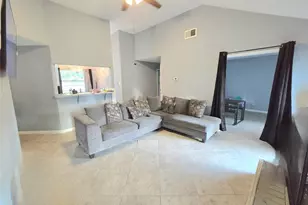 5205 Winding Brook Dr, Dickinson, TX 77539 - Photo 4