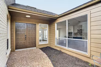 2218 Ashford Hollow Lane, Houston, TX 77077 - Photo 2