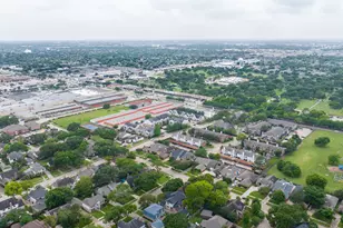 2218 Ashford Hollow Ln, Houston, TX 77077 - Photo 48