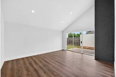 2218 Ashford Hollow Lane, Houston, TX 77077 - Photo 4