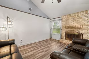 17610 Crestline Rd, Humble, TX 77396 - Photo 10