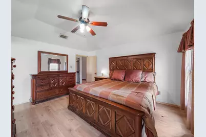 11835 Guadalupe River Drive, Houston, TX 77067 - Photo 12