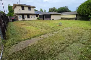 1301 Olive St, Baytown, TX 77520 - Photo 4