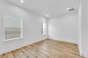 2904 Ruth St, Houston, TX 77004 - Photo 8