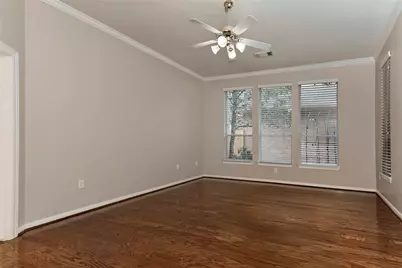 146 E Northcastle Circle, The Woodlands, TX 77384 - Photo 16