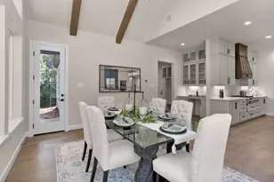 8604 Trinity Pnes Ct, Montgomery, TX 77316 - Photo 18