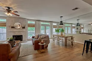 7 W Greenhill Terrace Pl, The Woodlands, TX 77382 - Photo 6