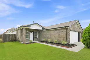 10702 Jordan Heights Dr, Houston, TX 77016 - Photo 1