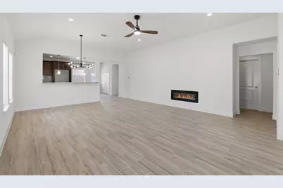 10702 Jordan Heights Drive, Houston, TX 77016 - Photo 8