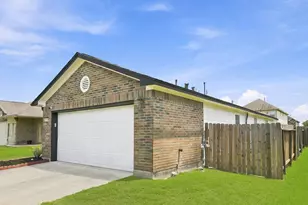 10702 Jordan Heights Dr, Houston, TX 77016 - Photo 4
