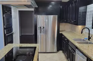 1027 Arrow Hill Rd, Houston, TX 77077 - Photo 4