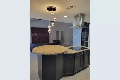 1027 Arrow Hill Road, Houston, TX 77077 - Photo 2