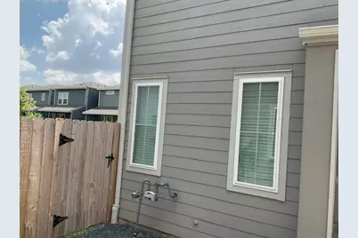 3819 Singing Coast Path, Houston, TX 77082 - Photo 4