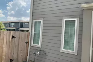 3819 Singing Coast Path, Houston, TX 77082 - Photo 4