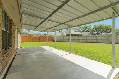 305 Freeman Boulevard, West Columbia, TX 77486 - Photo 6