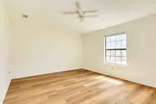 305 Freeman Blvd, West Columbia, TX 77486 - Photo 20