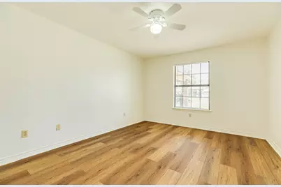 305 Freeman Boulevard, West Columbia, TX 77486 - Photo 24