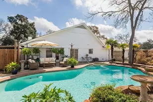 2006 Carriage Ct, Richmond, TX 77406 - Photo 2