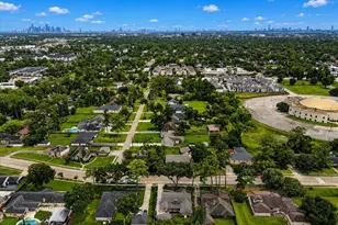 950 W Donovan St, Houston, TX 77091 - Photo 22