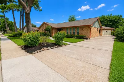 950 W Donovan Street, Houston, TX 77091 - Photo 2