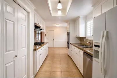 950 W Donovan Street, Houston, TX 77091 - Photo 6