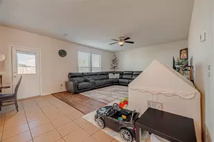 13907 Rimple Bend Ln, Houston, TX 77048 - Photo 6